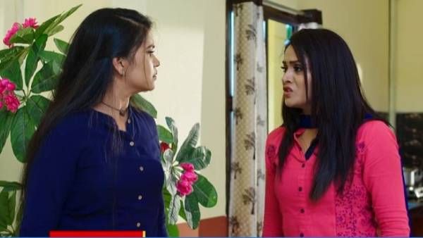 Karthika Deepam నవ్వుతూ గొంతు కోశారు.. నాపై మీకు ప్రేమలేదు.. శౌర్య ఆగ్రహం