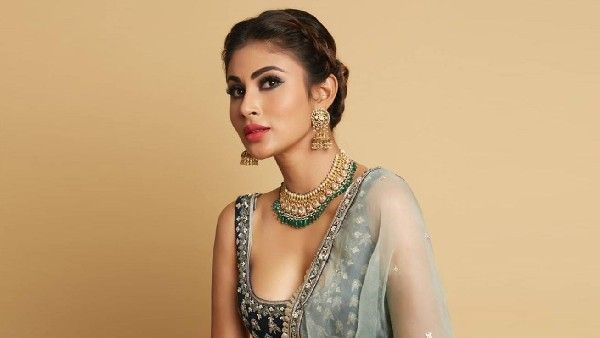 ఘోరమైన ఫొటోలు వదిలిన సీరియల్ నటి: కొత్త పెళ్లికూతురు ఇంత దారుణంగానా!