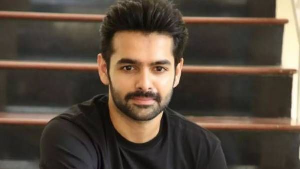 మరో స్టార్ డైరెక్టర్ తో రామ్ పోతినేని చర్చలు.. ప్లాన్ మామూలుగా లేదు?