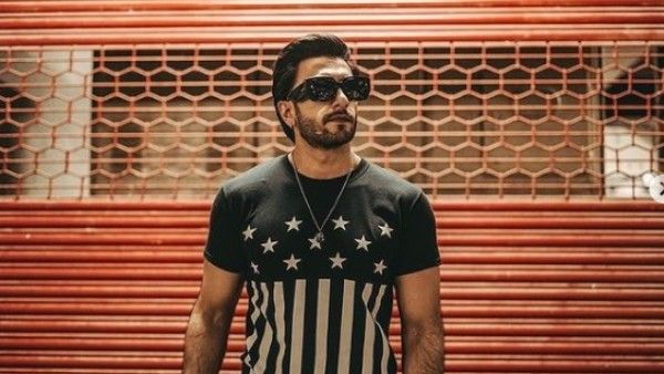 Ranveer Singh న్యూడ్ గా ఫొటో షూట్.. పేమెంట్ ఎంత తీసుకున్నాడో తెలుసా?