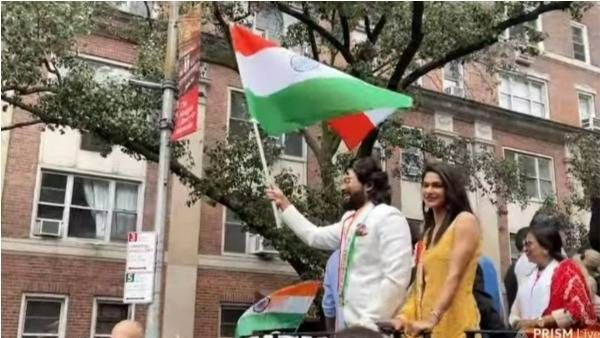 Allu Arjun: న్యూయార్క్​లో అల్లు అర్జున్​కు అరుదైన గౌరవం.. తగ్గేదే లే అంటూ డైలాగ్​