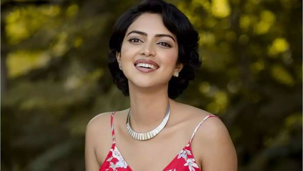 Amala Paul అందాల అరాచకం: బాబోయ్ ఇదే దారుణం సామీ!