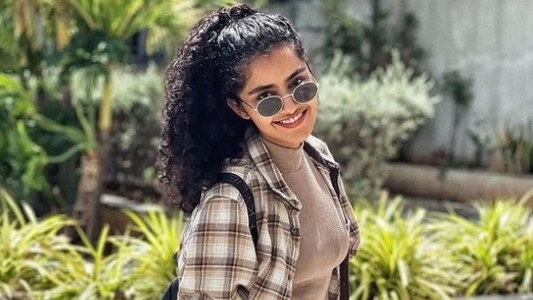 Anupama Parameswaran: పెళ్లి కాని యువ హీరోతో అనుపమ.. ఏకంగా రాత్రి థియేటర్‌లో!