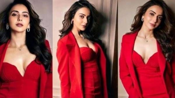 రెడ్ టాప్ లో రకుల్ ప్రీత్ హాట్ ట్రీట్.. అన్నీ కవర్ చేస్తోందిగా!