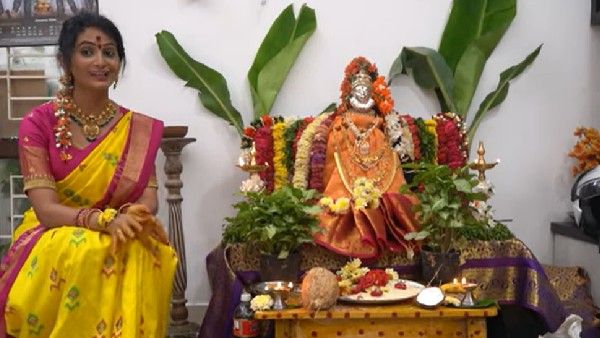 Jabardasth రాకింగ్ రాకేష్ బిగ్‌బాస్ బ్యూటీ..కోడలు కాకముందే జోర్దార్‌గా ఇంట్లో వరలక్ష్మీ వ్రతం అంటూ