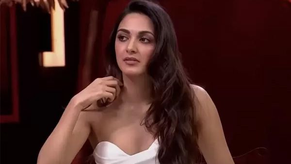 Kiara Advani: మీ అమ్మ నిన్ను ఇంకా వర్జిన్​ అనే అనుకుంటుందా? బెడ్​రూమ్​లో ఆటలు ఆడలేదా?