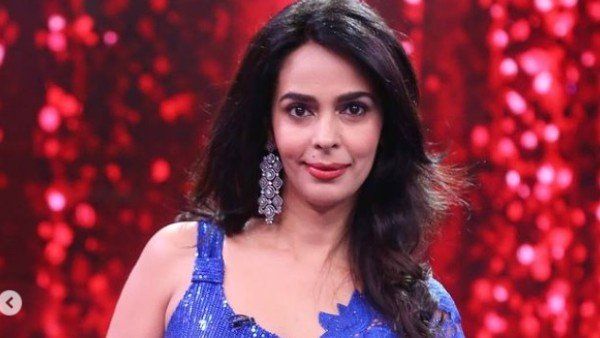 ఆ స్టార్స్ కాంప్రమైజ్ అవ్వమని అడిగారు.. అర్ధరాత్రి ఫోన్ చేస్తే కూడా వెళ్లాలి: మల్లికా శెరావత్