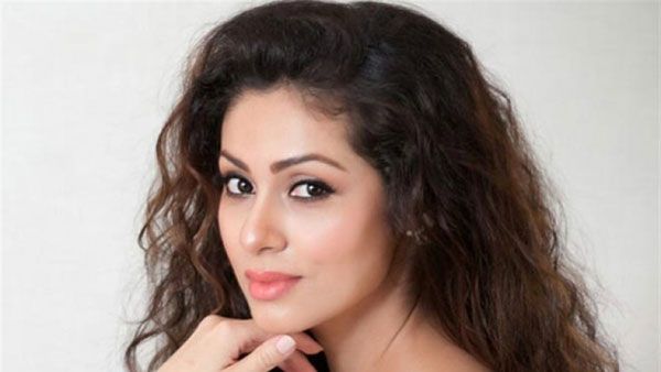 Sadha: ఉదయ్​ కిరణ్​ ఆత్మహత్యపై సదా కామెంట్స్​.. అలాంటి వాన్నే పెళ్లి చేసుకుంటా