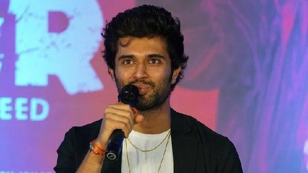 Liger తో గట్టిగా కొడుతున్నాం.. ప్రతీ సీన్ దిమ్మతిరిగేలా.. నేను చెబితే పొగరు అనుకోవద్దు.. విజయ్ దేవరకొండ