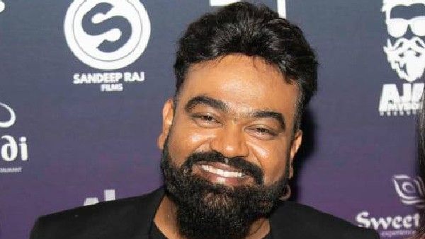 ప్రపంచంలోనే అత్యంత స్పీడ్ వెహికిల్ కొన్న టాలీవుడ్ నిర్మాత.. దాని ఖరీదు ఎంతంటే?