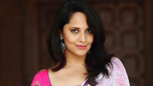 నా కెరీర్‌ను దెబ్బ తీసేందుకు కుట్ర.. పోలీసులు తొందర్లోనే బుద్ది చెబుతారు.. అనసూయ మళ్లీ ట్వీట్ వార్