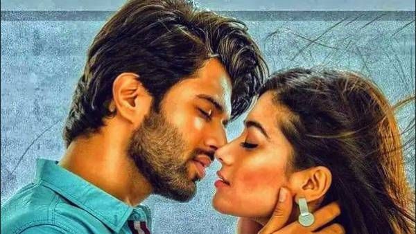 Rashmika Mandanna: విజయ్ దేవరకొండతో లిప్ కిస్ పై రష్మిక మందన్నా.. రాత్రంతా కూర్చోని ఏడ్చేదాన్ని