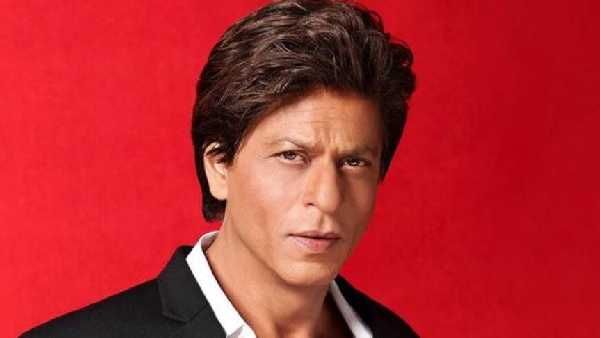 Shah Rukh Khan 20 మంది ఫ్యాన్స్‌కు ఫైవ్ స్టార్ హోటల్‌లో ఆతిథ్యం.. కొండంత అభిమానాన్ని చాటుకొన్న బాద్షా