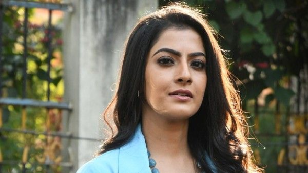 Samantha Ruth Prabhu స్ట్రాంగ్ పెర్ఫార్మర్.. లైఫ్‌లో మంచి ఫైటర్.. వరలక్ష్మీ శరత్‌కుమార్!