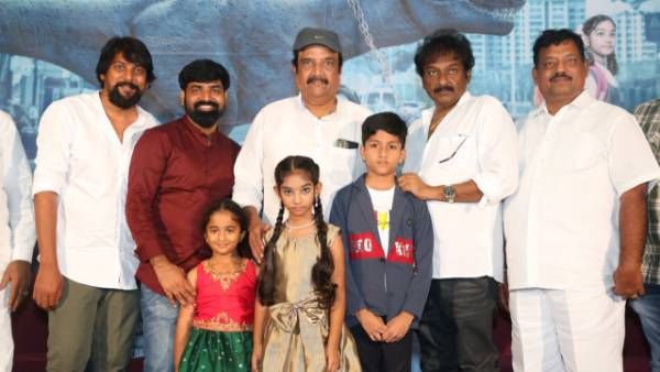 First Pan India Children Film లిల్లీ ఫస్ట్ లుక్.. వినాయక్ చేతుల మీదుగా సాంగ్