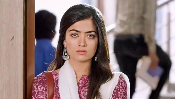 Rashmika Mandanna: గుండె ముక్కలయ్యింది, పరిస్థితి దిగజారిపోతోంది.. రష్మిక ఎమోషనల్ పోస్ట్ వైరల్