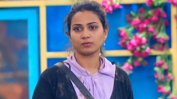 Bigg Boss Telugu 6 బ్రో అంటూ అతనికి ఇనయా వెన్నుపోటు.. కిందపడి ఏడ్చిన హ్యాండ్సమ్, తొలిసారిగా ఇలా