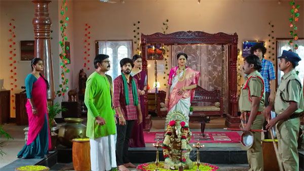 Janaki Kalaganaledu November 9th: అఖిల్ అరెస్టుతో కుప్పకూలిన జ్ఞానాంబ.. జానకిపై రామ ఒత్తిడి