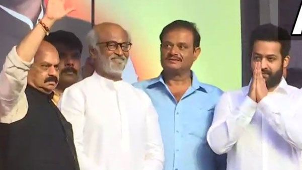 Jr NTR: వేదికపై ప్రముఖ మహిళ కోసం కుర్చీలు తుడిచిన ఎన్టీఆర్.. ఆ మాటలకు కన్నడ రాష్ట్రం ఫిదా!