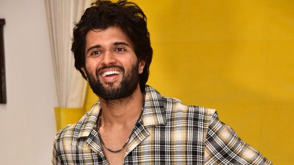 Vijay Devarakonda: ఆ అగ్ర హీరోతో బిగ్గెస్ట్ మల్టీస్టారర్ సినిమాలో రౌడి స్టార్.. నెవ్వర్ బిఫోర్ రోల్!