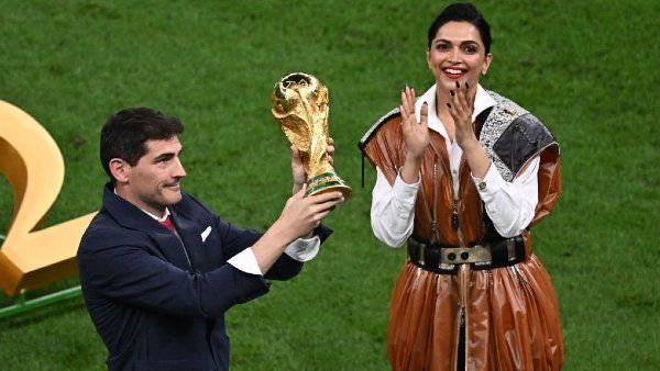 Deepika Padukone: ఫిఫా వరల్డ్ కప్ లో హైలెట్ గా నిలిచిన దీపిక.. అక్కడికి వెళ్ళడానికి కారణమిదే!