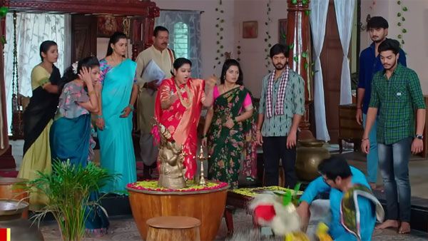 Janaki Kalaganaledu December 29th: రామ అప్పుతో గొడవలు.. డేంజర్ లో పడిన జ్ఞానాంబ ఫ్యామిలీ!