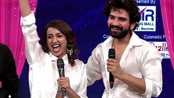 BB Jodi: బెడ్ పై అఖిల్ తో తేజస్వి రొమాన్స్.. వీడియో నా భర్తకు పంపిస్తా అంటూ రాధ షాకింగ్ కామెంట్స్!