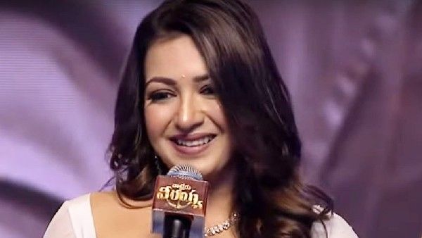 Waltair Veerayya: ప్రామిస్ చేసినట్టే చూపించాడు.. రవితేజకు అలా పిలిస్తే నచ్చదు.. కేథరిన్ కామెంట్స్