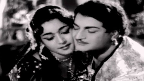 ఎన్టీఆర్‌ను కాలితో తన్నిన జమున.. భగ్గుమన్న ఫ్యాన్స్.. చివరికి ఏమైందంటే?