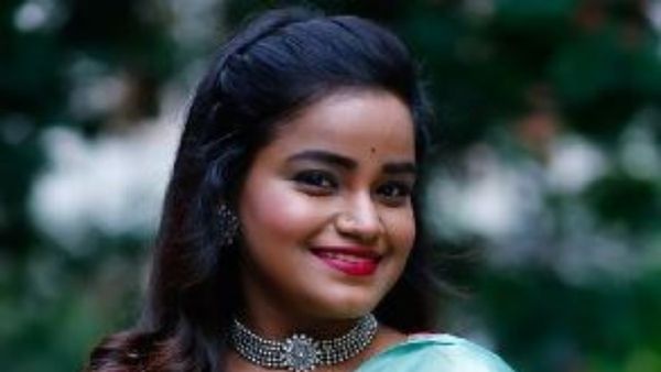 Pavithra: మా నాన్న చనిపోతే చాలా సంతోషించా.. చిన్నప్పుడే అలా.. లేడి కమెడియన్ షాకింగ్ కామెంట్స్!