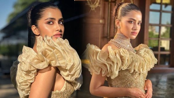 హాట్ డ్రెస్‌లో అనుపమ బోల్డు షో: కరెక్టుగా ఆ పార్ట్ కనిపించేలా!