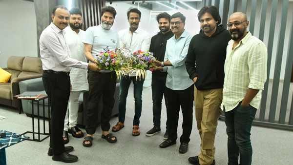 #PKSDT లో కన్ను గీటిన పిల్ల.. మరో హీరోయిన్ ఎవరంటే?