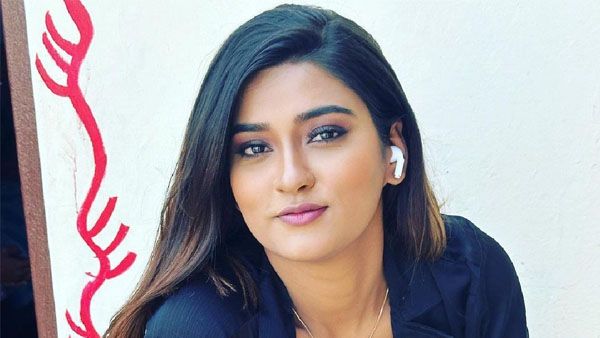 హోటల్ గదిలో ఆత్మహత్య చేసుకున్న సినీ నటి.. ఏం జరిగిందంటే..?