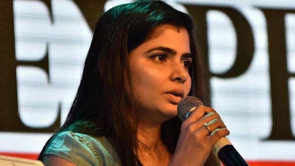 Chinmayi: వర్జినిటీపై సింగర్ చిన్మయి బోల్డ్ కామెంట్స్.. పెళ్లి చేసుకోవాలనుకుంటే అలా చేయండంటూ!