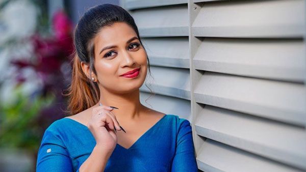 బాత్రూంలో రెచ్చిపోయిన ఇనాయా: ఒక కాలు పైకెత్తి మరీ.. ఆమెనిలా చూశారంటే!