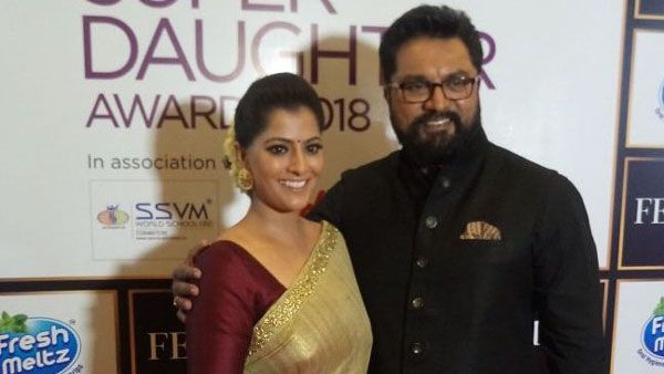 రాత్రిపూట పోలీస్ స్టేషన్ లో వరలక్ష్మీ.. ఇద్దరినీ చితక్కొట్టిందని కేసు.. అలా చేయడంతో!