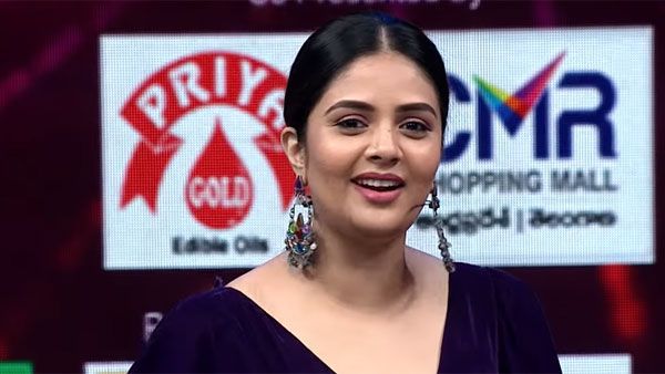 పెళ్లాన్ని ఇలా వదిలేస్తార్రా.. కాపురం చేయట్లేదారా.. హీరోపై శ్రీముఖి షాకింగ్ కామెంట్స్