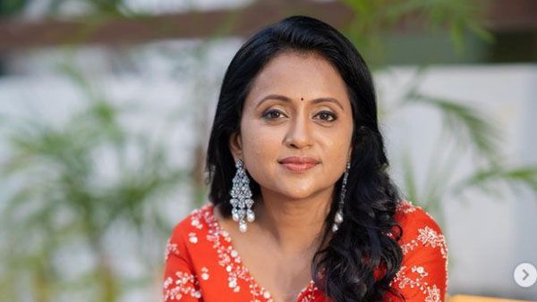 Anchor Suma: ఆ ఒక్క మాటతో రిటైర్మెంట్ ఇస్తున్నట్లు క్లారిటీ ఇచ్చేసిన సుమ.. కలిసి రావడం లేదంటూ..