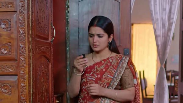 Janaki Kalaganaledu May 11th: భర్తను నిర్దోషి అని నిరూపించిన జానకి... ఆఖరి నిమిషంలో ఊహించని ట్విస్ట్