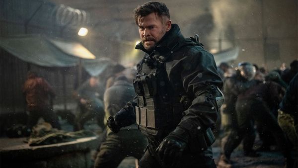 Extraction 2 Review: కుటుంబాన్ని కాపాడే హై ఓల్టేజ్ యాక్షన్.. 'ఎక్స్‌ట్రాక్షన్ 2' రివ్యూ