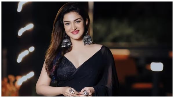 హనీ రోజ్ అతిపెద్ద సాహసం.. అలాంటి ప్లేసులో ముద్దు.. ఆ అనుభవం మర్చిపోలేనంటూ!