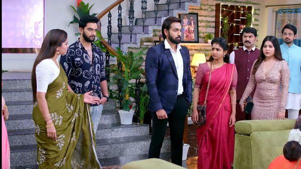 Brahmamudi July25th: స్వప్న యాడ్ చూసి దుగ్గిరాల ఫ్యామిలి.. ఇంట్లో నుంచి గెంటేయాలని రుద్రాణి ఫైర్