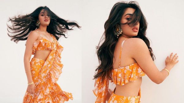 Krithi Shetty: అన్నీ యాంగిల్స్ లో అవి చూపిస్తూ కృతి హాట్ షో... ఒక్క హిట్ పడితే చాలబ్బ!