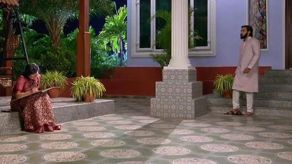 Brahmamudi july 15th: కావ్య డిజైన్స్ గురించి తెలుసుకున్న రాజ్...స్వప్నకి యాడ్ షూట్ ఆఫర్ .. ఉత్కంఠగా ఎపిసోడ్​!