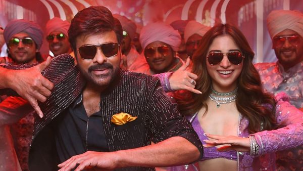 అప్పుడు ఛాన్స్ దొరకలే.. ఇప్పుడు చిరంజీవితో ఫుల్ రొమాంటిక్‌గా మతిపోయే స్టెప్పులు.. తమన్నా భాటియా