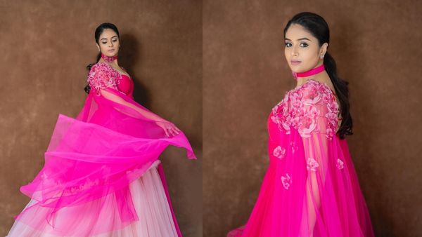 Sreemukhi: బరువైన అందాలతో శ్రీముఖి పరువాలు... మీరు గనుక చూశారంటే ఆగలేరంతే!