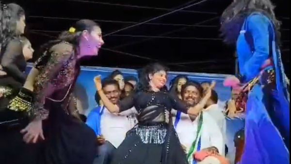 బాహుబలి పాటపై నేతల రికార్డింగ్ డ్యాన్సులు.. ఎమ్మెల్యే బర్త్ డే పార్టీలో శృంగార స్టెప్పులు.. వీడియో వైరల్