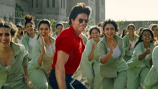 ShahRukh Khan జవాన్ మూవీని రిజెక్ట్ చేసిన టాలీవుడ్ స్టార్ హీరో... ఎందుకో తెలుసా?