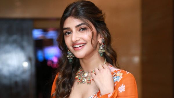 Sreeleela: అలాంటోడే కావాలంటున్న శ్రీలీల... అబ్బాయిలూ మీరేమైనా ట్రై చేస్తారా?