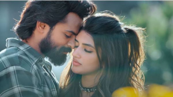 Adikeshava Day 1 Collections: మెగా హీరో మూవీకి మైండ్ బ్లాక్ కలెక్షన్లు.. తొలి రోజే ఇంత తక్కువగానా!